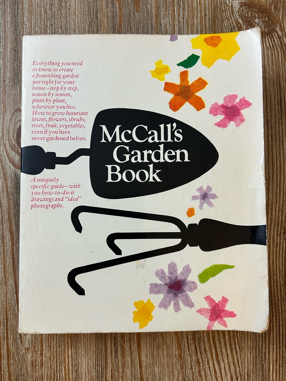 Vintage • McCall’s Garden Book • Hardcover • Collectable Slipcase